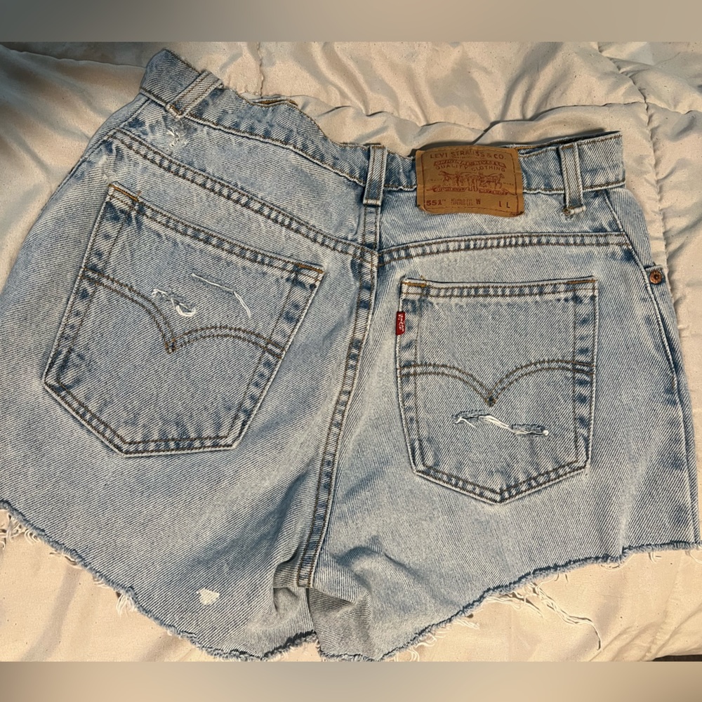 Vintage Levi’s I cut up myself ! I’m not too sure in size but I’m guessing 25